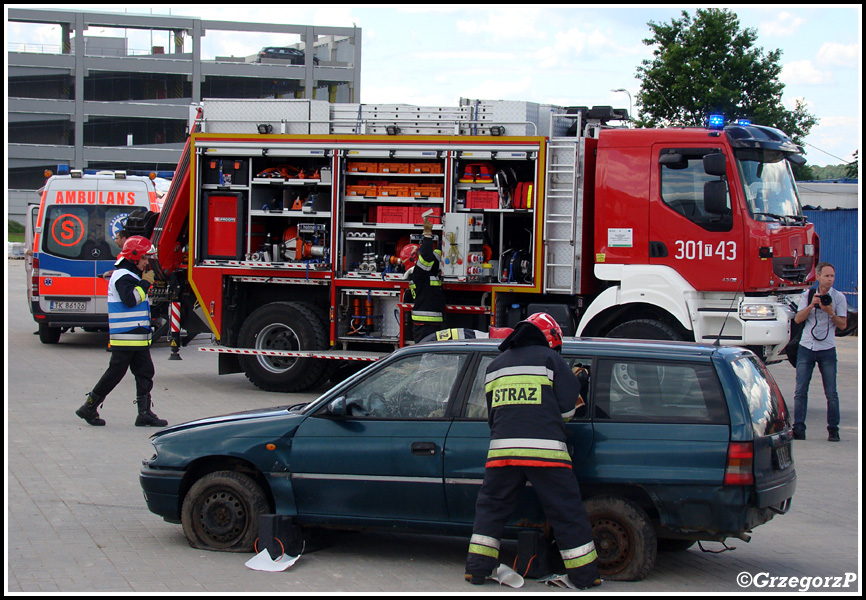 12.06.2013 - Edura - Pokaz ratownictwa