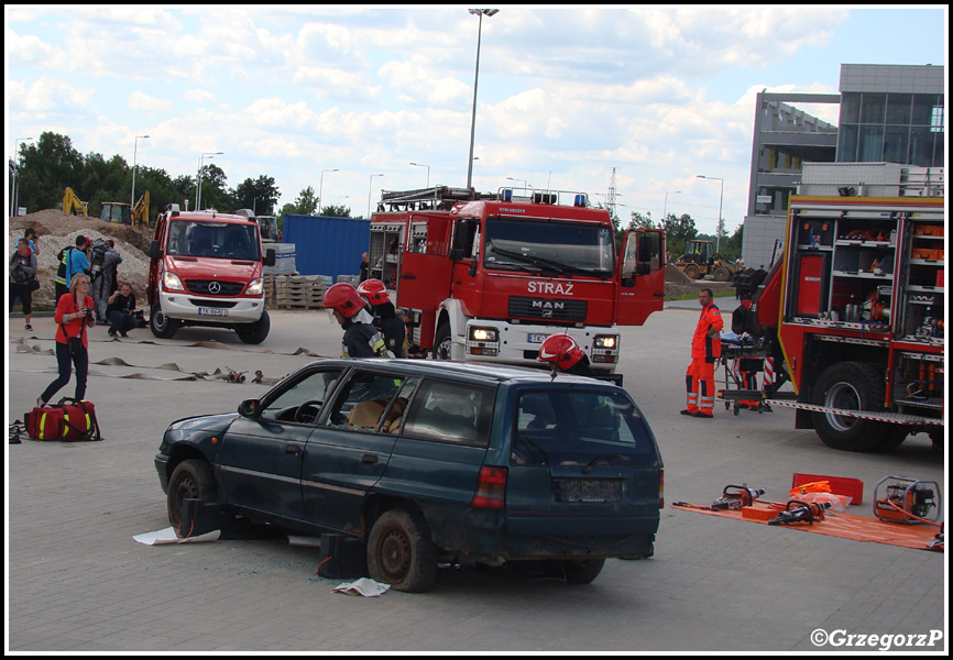 12.06.2013 - Edura - Pokaz ratownictwa