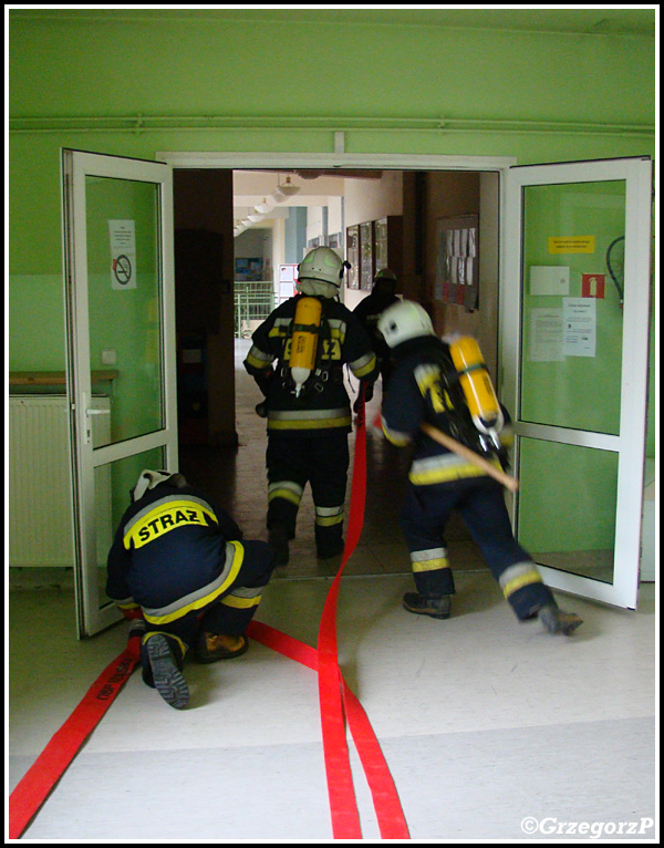 19.09.2013 - Rząska, Zespół Szkół - Manewry OSP