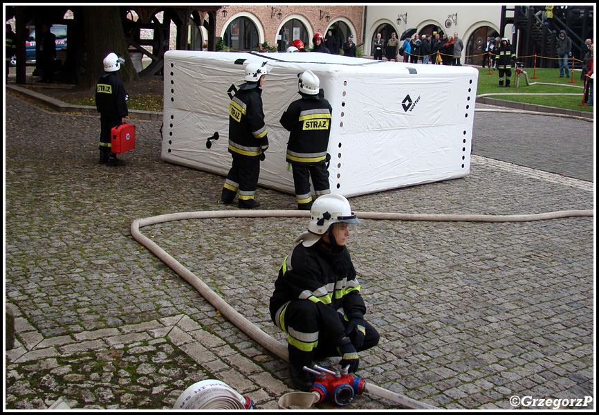 26.09.2013 - KrakÃ³w, Opactwo BenedyktynÃ³w w TyÅ„cu - Manewry taktyczno- bojowe