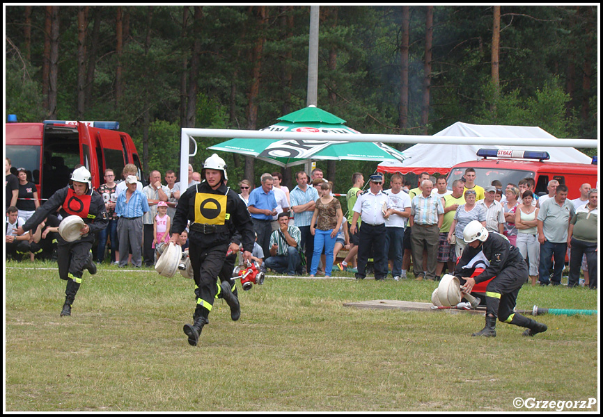 6.07.2014 - Harklowa - Gminne zawody sportowo- pożarnicze