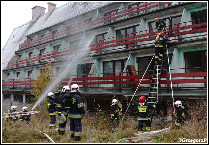 9.10.2015 - Zawoja, DW ''GÃ³rnik'' - Ä†wiczenia ''UCHODÅ¹CA 2015''