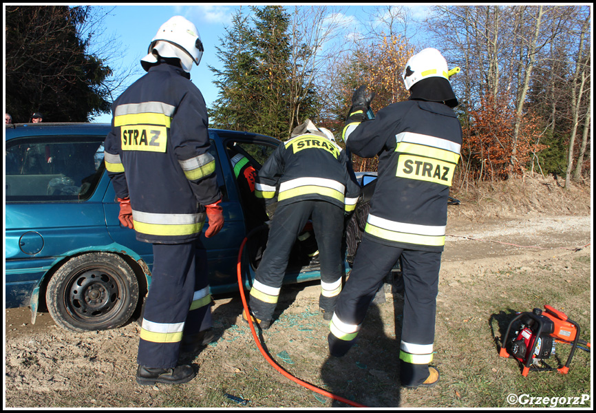 8.11.2015 - Podsarnie - Gminne manewry taktyczno- bojowe ''BESKID 2015''