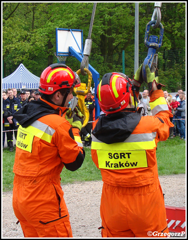 3.05.2016 - Skawina, Park Miejski - ''SGRT KrakÃ³w 2'' prezentuje SCRd Rotator