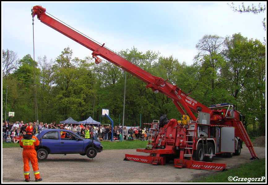 3.05.2016 - Skawina, Park Miejski - ''SGRT KrakÃ³w 2'' prezentuje SCRd Rotator