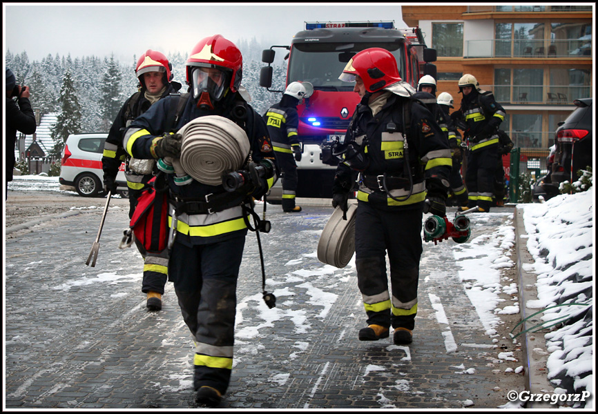 7.11.2016 - Zakopane, ul. Balzera, hotel Nosalowy DwÃ³r - Manewry KSRG powiatu tatrzaÅ„skiego