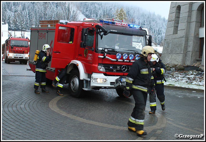 7.11.2016 - Zakopane, ul. Balzera, hotel Nosalowy Dwór - Manewry KSRG powiatu tatrzańskiego