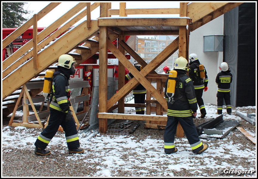 7.11.2016 - Zakopane, ul. Balzera, hotel Nosalowy Dwór - Manewry KSRG powiatu tatrzańskiego