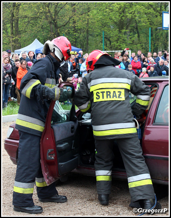 3.05.2017 - Skawina, Park Miejski - Pokaz ratownictwa technicznego