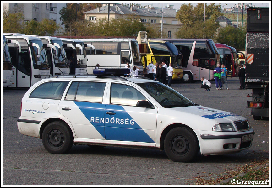 RB71-04 - Å koda Octavia Kombi - RendÅ‘rsÃ©g Budapeszt