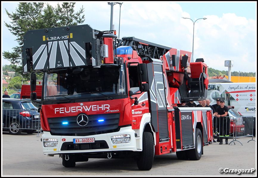 SD 32 Mercedes Benz Atego 1530/Rosenbauer - Pojazd demonstracyjny