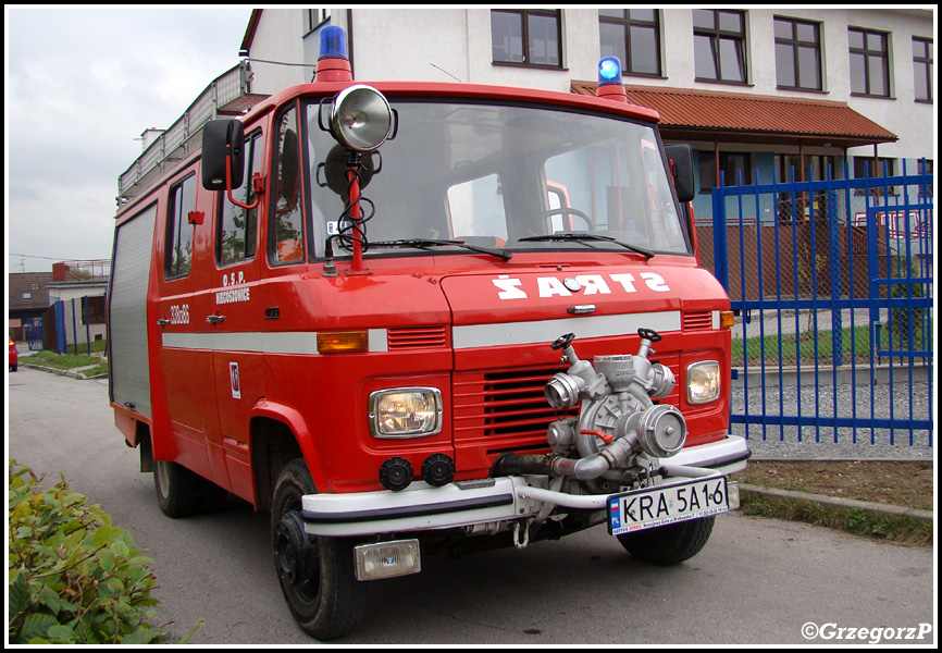 338[K]86 - GLBA 1/8 Mercedes Benz 409/Ziegler - OSP Niegoszowice