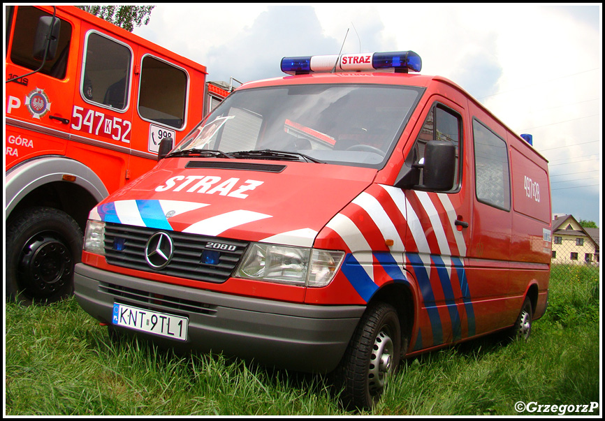 497[K]28 - GLM Mercedes Benz Sprinter 208D - OSP Sromowce Niżne