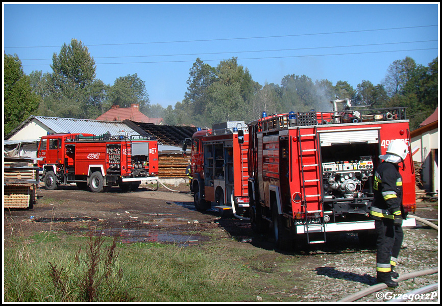 22.09.2015 - Spytkowice - PoÅ¼ar stolarni