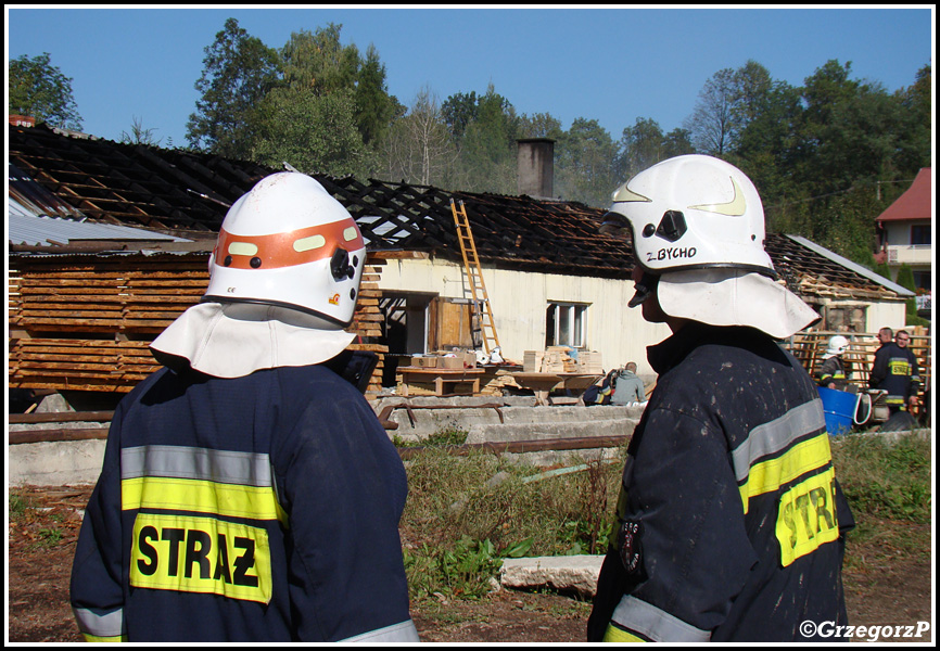 22.09.2015 - Spytkowice - Pożar stolarni