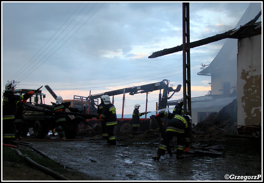 11.07.2012 - Spytkowice - Pożar stodoły