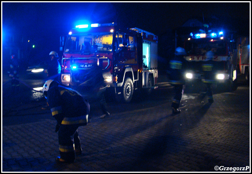 9.03.2013 - Mszana Dolna, ul. Orkana - Pożar poddasza