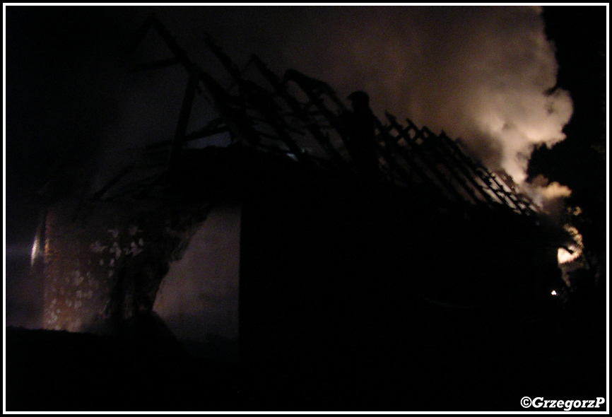 9.08.2009 - Skawa - PoÅ¼ar stodoÅ‚y