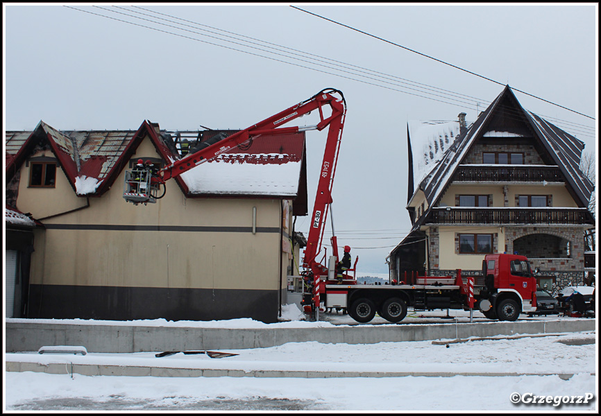 29.12.2019 - Stare Bystre - PoÅ¼ar budynku biurowego