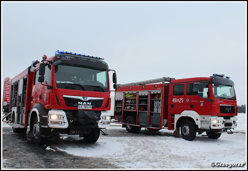 29.12.2019 - Stare Bystre - PoÅ¼ar budynku biurowego