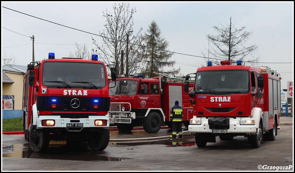 25.04.2016 - Nowy Targ, ul. Kolejowa - PoÅ¼ar w zakÅ‚adach miÄ™snych