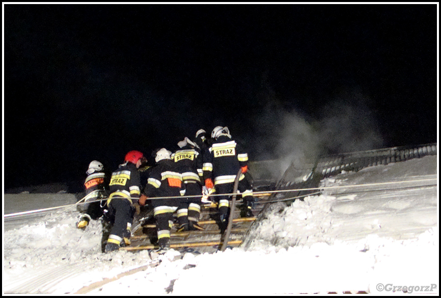 5.12.2010 - Skawa - Pożar stolarni