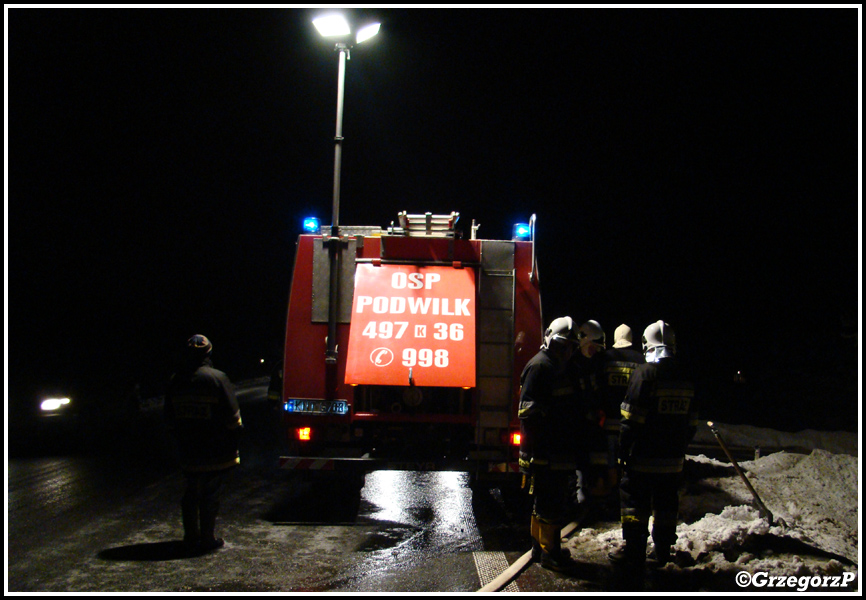 5.12.2010 - Skawa - Pożar stolarni