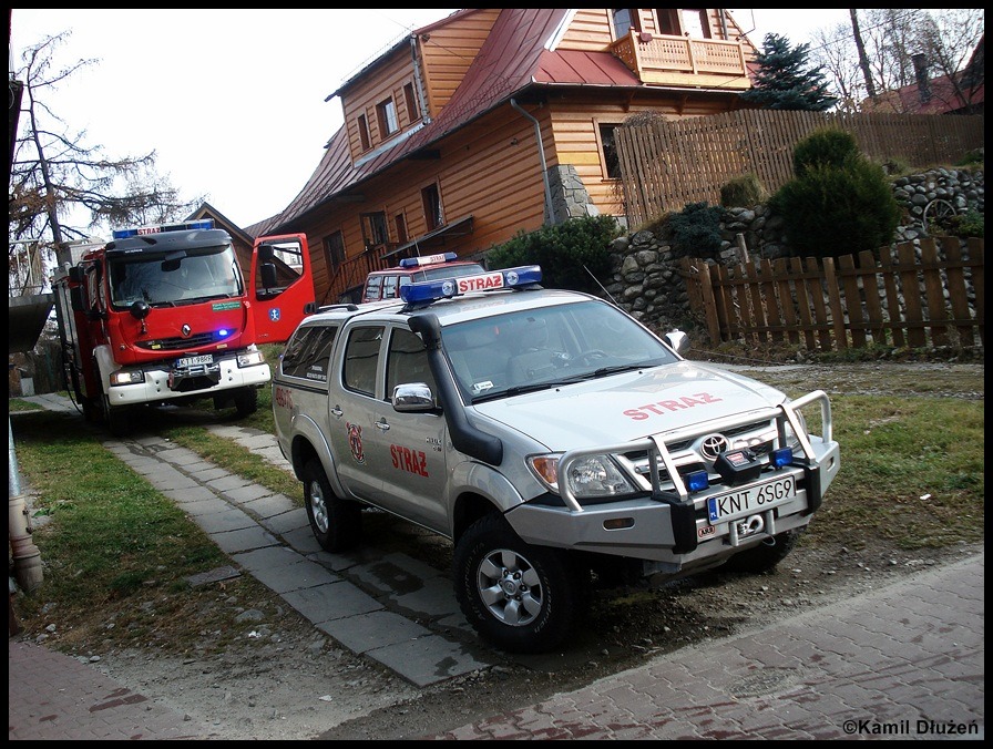 14.11.2011 - Zakopane, ul. Kamieniec - Pożar budynku