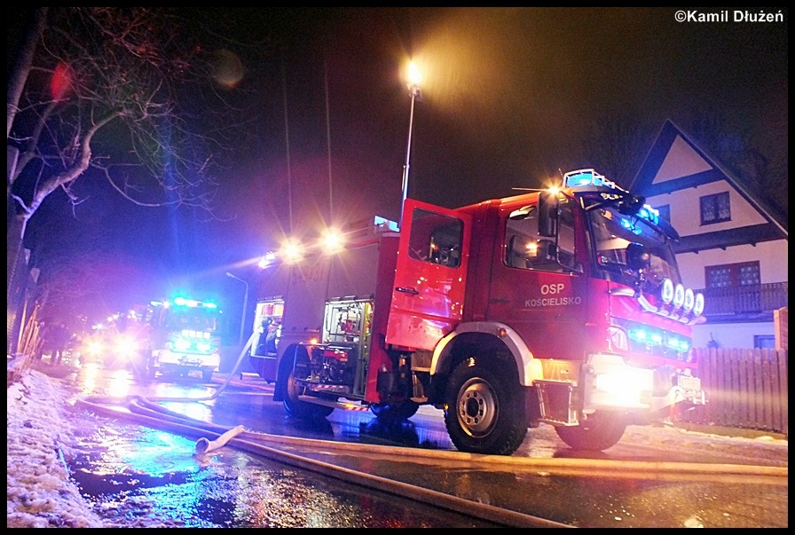 28.12.2011 - Zakopane, ul. Szymony - pożar poddasza