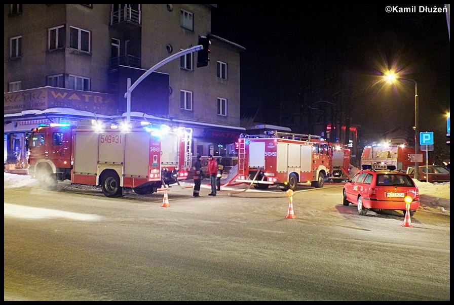 5.02.2012 - Zakopane, ul. Zamoyskiego - poÅ¼ar restauracji Watra