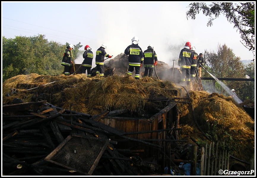5.07.2009 - Skawa - PoÅ¼ar budynku mieszkalnego i gospodarczego