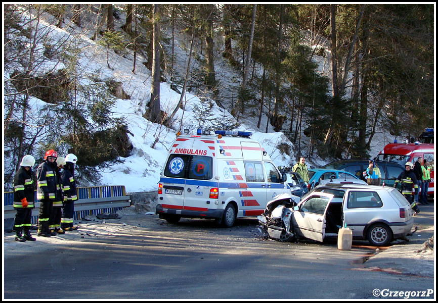 4.03.2012 - StasikÃ³wka, DW 961 - wypadek samochodowy