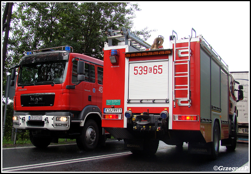 12.07.2013 - Naprawa, Zakopianka - Zderzenie samochodu osobowego z ciężarówką