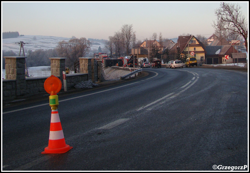20.03.2012 - Podwilk, E77 - Wypadek ciÄ™Å¼arÃ³wki