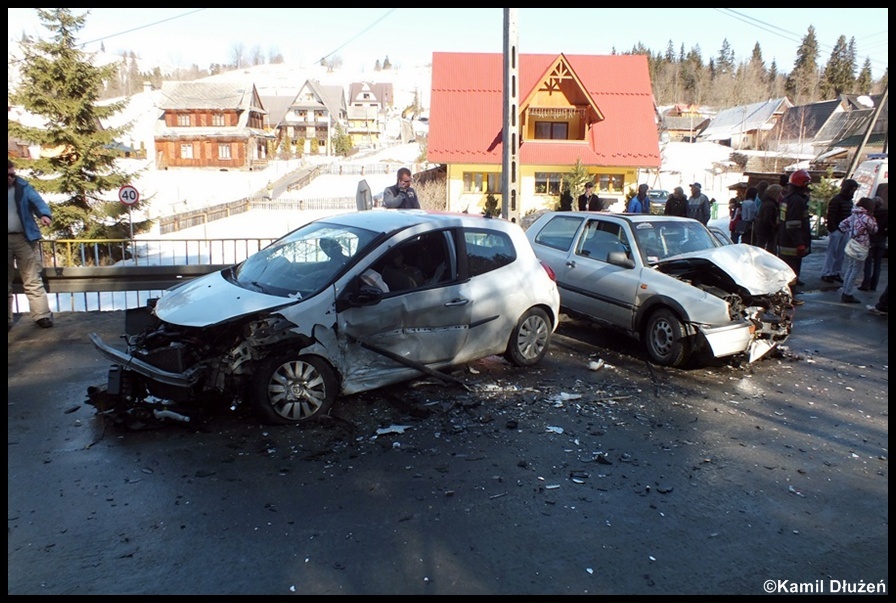 4.03.2012 - StasikÃ³wka, DW 961 - wypadek samochodowy