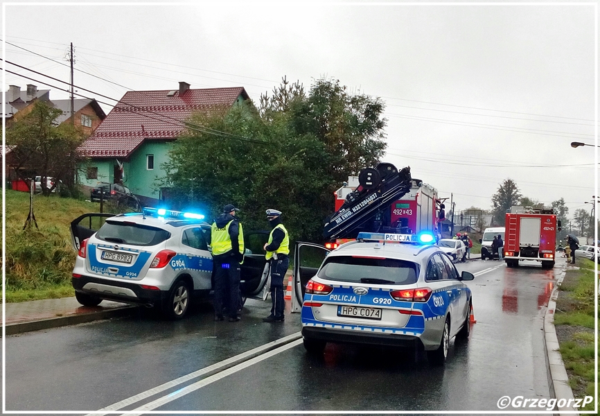 13.10.2020 - Chabówka, DW958 - Zdarzenie z udziałem czterech samochodów