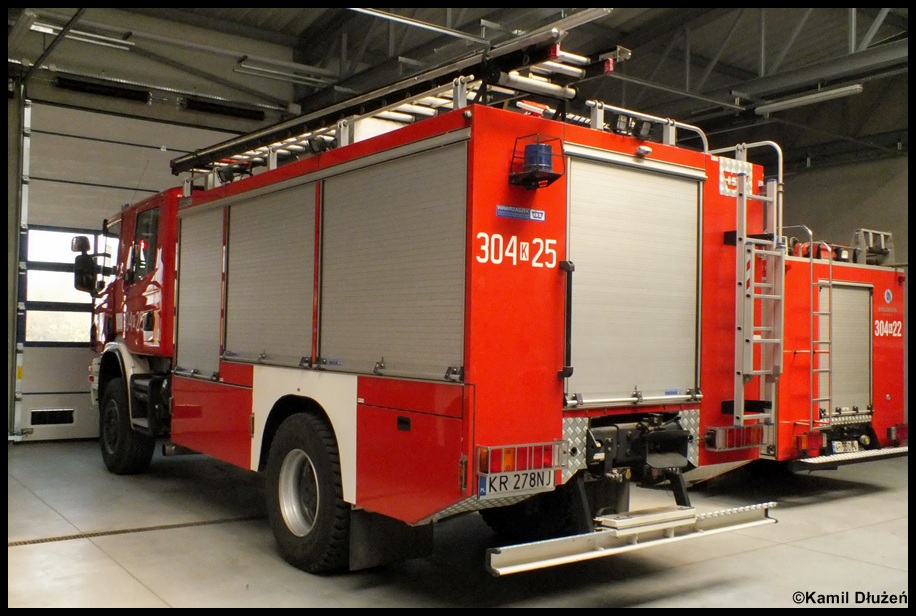 304[K]25 - GCBA 5/32 Scania P400/Wawrzaszek - JRG 4 KrakÃ³w