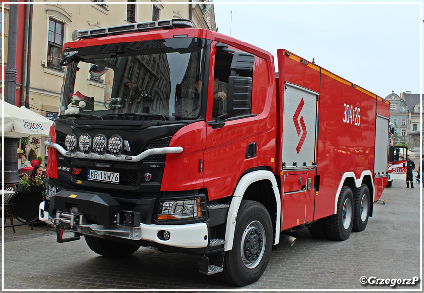 304[K]26 - GCBA 10/60 Scania P450/SzczÄ™Å›niak - JRG 4 KrakÃ³w