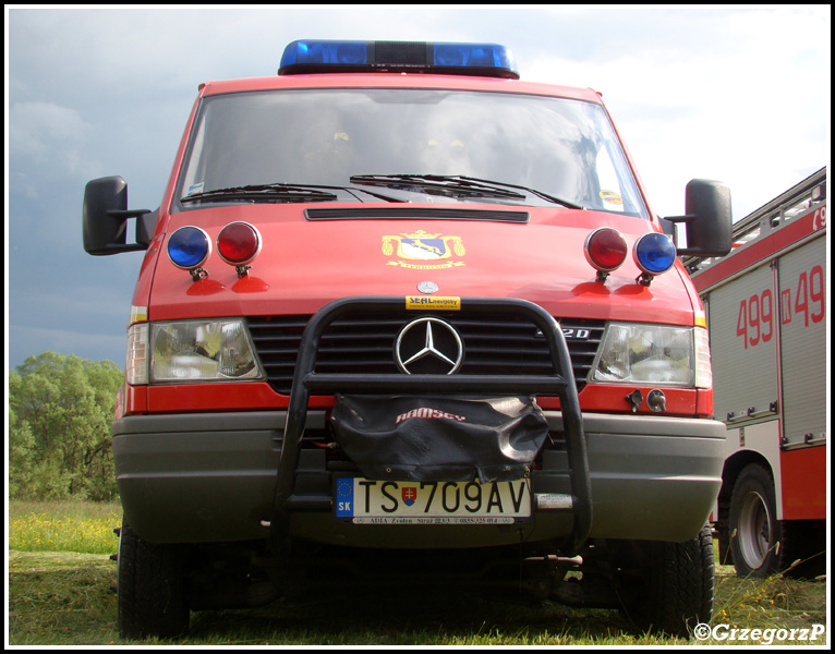 TS 709AV - Mercedes Benz Sprinter 412 D - MHZ Tvrdošín