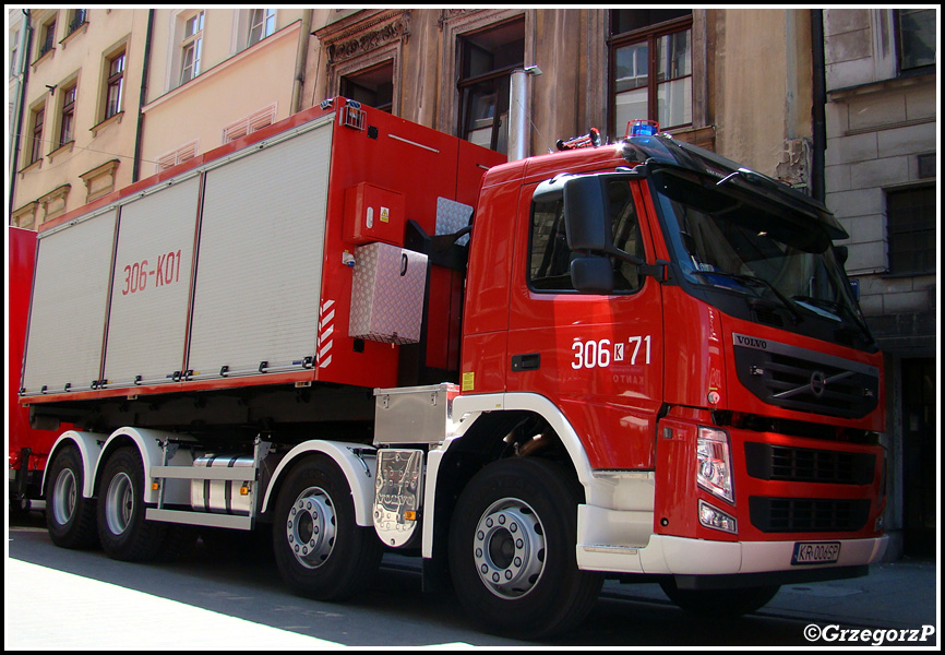 306[K]71 - SCKn Volvo FM/SzczÄ™Å›niak - JRG 6 KrakÃ³w