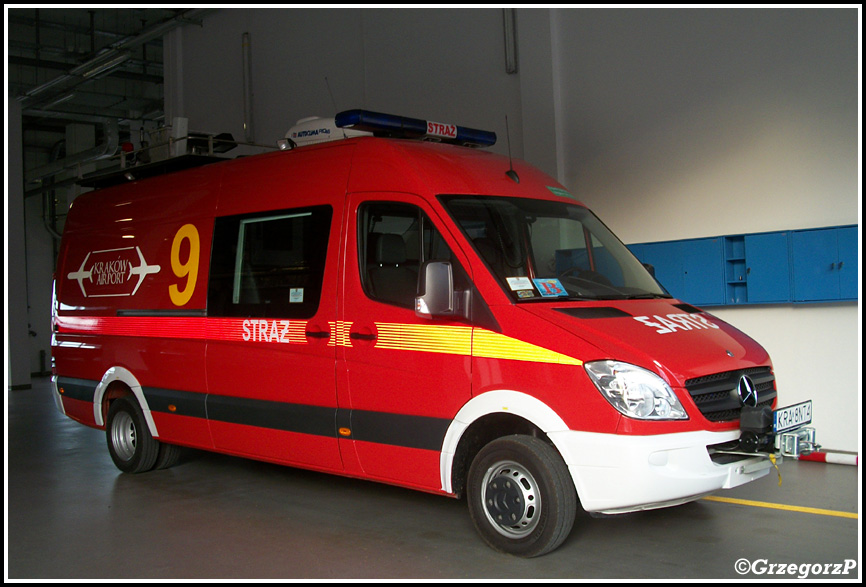 9 - SLDÅ‚ Mercedes Benz Sprinter 515 CDI/SzczÄ™Å›niak - LSRG Balice