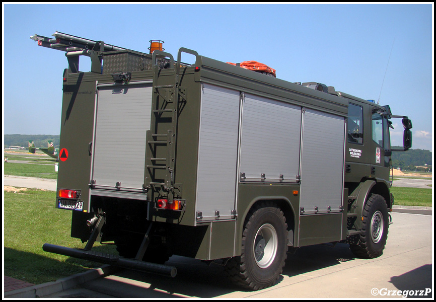 GBA 2,5/27 Iveco Eurocargo ML150E28 WS/Szczęśniak - WLSP Kraków- Balice