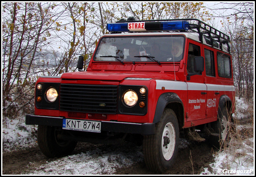 498[K]50 - GLM Land Rover Defender 110 - OSP Podsarnie