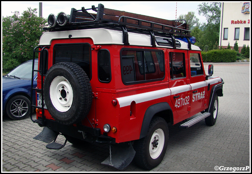 497[K]32 - GLM Land Rover Defender 110 - OSP ChyÅ¼ne