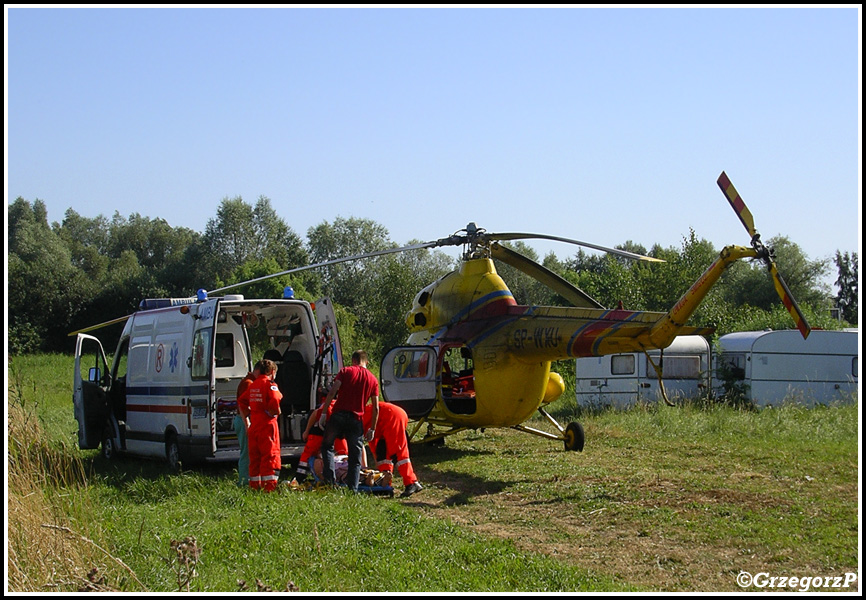 22.08.2009 - Krynica Morska, ul. GdaÅ„ska - Przekazanie pacjenta zaÅ‚odze LPR