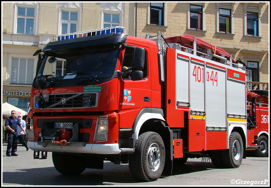 401[K]44 - SCRt Volvo FM400/Szczęśniak - JRG Bochnia