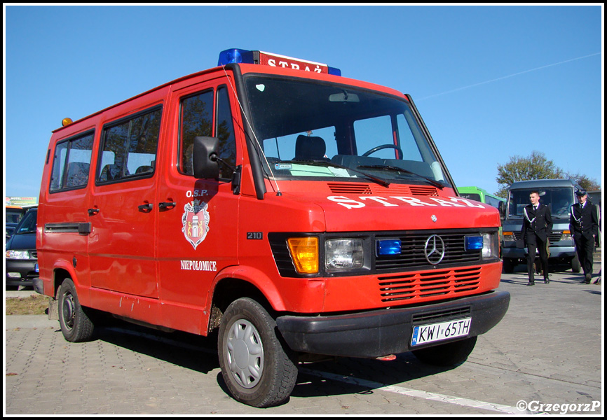 569[K]36 - SLBus Mercedes Benz 210 - OSP NiepoÅ‚omice*