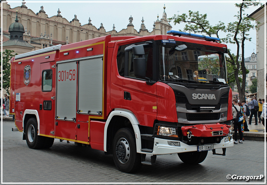 301[K]58 - SRmed Scania P370/Wawrzaszek - JRG 1 KrakÃ³w