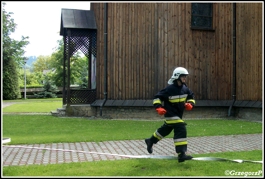 12.06.2011 - Spytkowice, kościół - Manewry KSRG