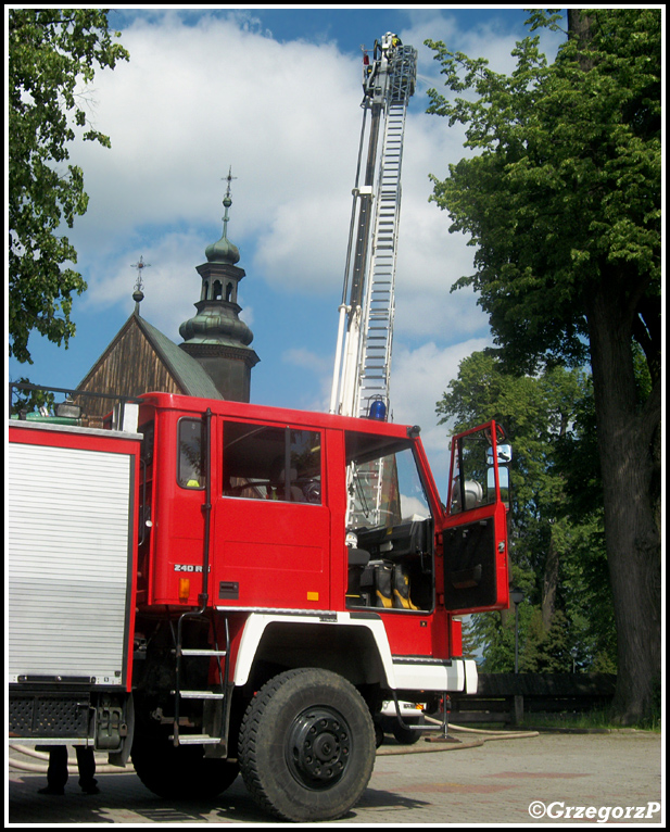 12.06.2011 - Spytkowice, koÅ›ciÃ³Å‚ - Manewry KSRG